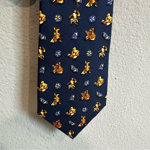 Ferragamo | navy and gold print neck tie silk necktie Greek gods - Picture 5 of 8